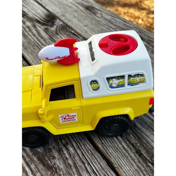 Imaginext Disney Toy Story Pizza Planet Delivery Truck Mattel 2011 Toyota - Picture 2 of 7